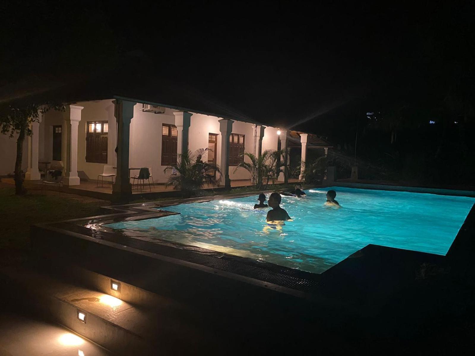 Villa Helvetia Галле Экстерьер фото